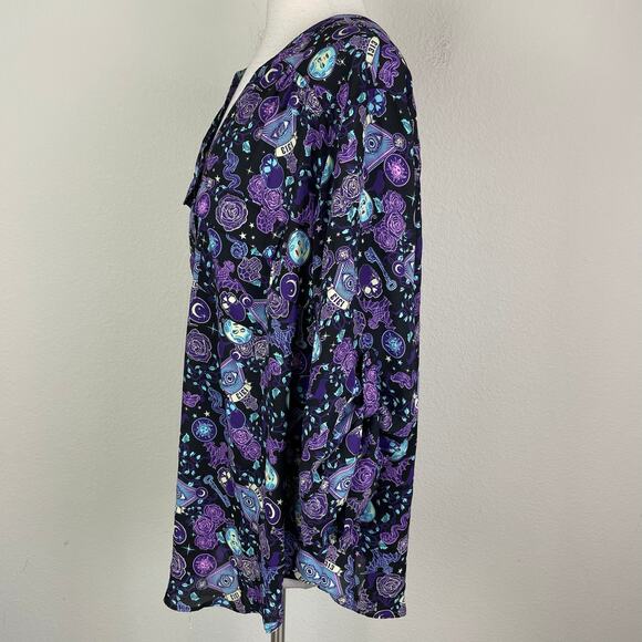 Disney Torrid Black Purple Haunted Mansion 3/4 Sleeve Split V Pop Over Top 3X - Picture 5 of 10